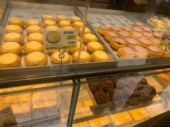 -鲍师傅糕点(淮海中路店)