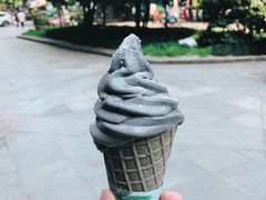 甜筒-麦当劳(杭州西湖银泰百货店)