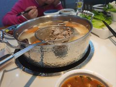 -潮汕酱记鲜牛肉火锅(欧尚店)