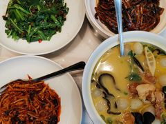 -满江红四季餐厅 · 国家五钻级酒家(新纪元大酒店店)