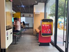 -麦当劳(十字街店)