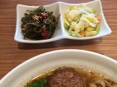 顺溜泡菜-顺溜·手工刀削面·黑金店(铜锣湾店)