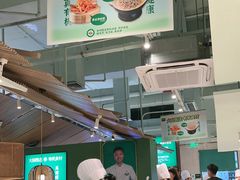 -费大厨辣椒炒肉(高铁吾悦广场店)