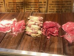 -亚马逊环球美食百汇(新城吾悦广场店)