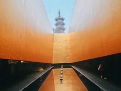 -龙华寺
