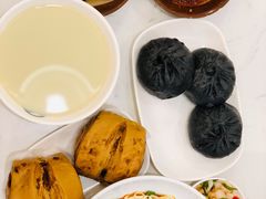 -李与白包子铺(桐梓林店)