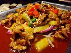 馋嘴牛蛙-70后饭吧(府河街店)