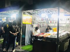 -吴山路夜市