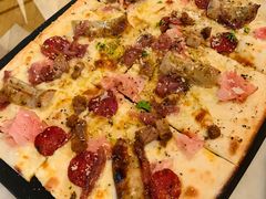 意式四肉荟萃披萨-玛尚诺意式餐厅(官舍店)