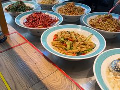 自选凉菜-蒙土乡铁锅焖面(东河店)