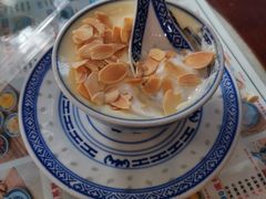 杏仁炒奶-广信牛奶甜品世家(台东店)
