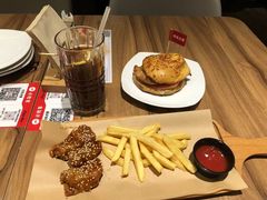 -必胜客(桂林中山店)