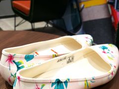-CROCS卡洛驰(首创奥特莱斯店)