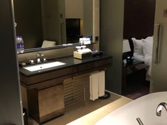 -广州天河希尔顿酒店