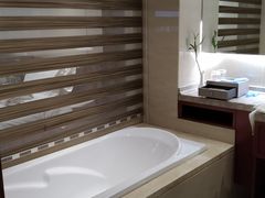 -兴芮温泉度假区