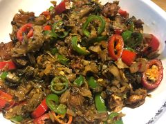 -临界音乐酒馆·小龙虾·江湖菜(华熙LIVE·鱼洞店)