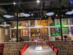 -马路牙子烧烤音乐酒馆(望京店)
