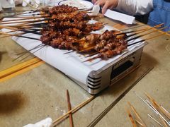 -立三风味烧烤