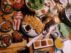 -明洞阿姨·韩式酱蟹烤肉·创意料理(三元桥店)