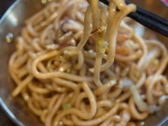 -麦凯伦烧烤·精酿超级工厂店(金桥总店)