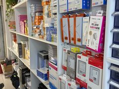 -鸿准通信科技·忠诚手机电脑维修中心(三林店)