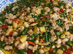 民国霸王兔-杨记隆府(时代天街店)