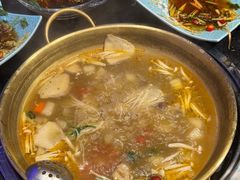 -顶顶汤火牛排火锅·经典铜锅涮肉