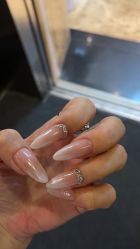 -隅日式美甲美睫專門店