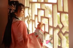 -一揽芳华汉服旗袍体验馆(拙政园店)