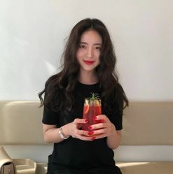 -ON STAR SALON