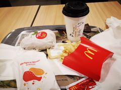 -麦当劳(民盈·国贸城店)