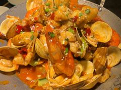 -南海底小海鲜·湘菜(鲁巷吴家湾店)