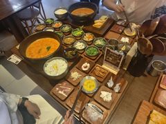 -银米·云南传统过桥米线(双廊黑金冠店)