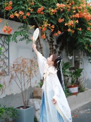 -一揽芳华汉服旗袍体验馆(拙政园店)