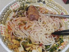 -柳洲仔螺蛳粉(河东中山路店)