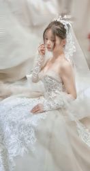 -LOVINA洛维娜婚纱礼服