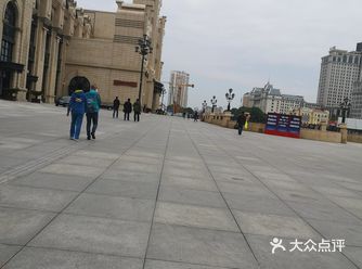 哈尔滨火车站，一个多月不见，客流还是未见增加