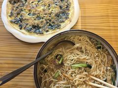 -三姐妹·海鲜大排档