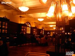 长廊的格调-LONG BAR 廊吧(外滩华尔道夫酒店)