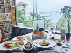 -V Bar海景扒房(北海湾惠龙万达嘉华酒店)