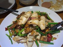 五花肉炒皮管-吕氏疙瘩汤·私家菜馆(慈云寺店)