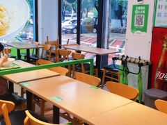 -老乡鸡(武汉光谷天地坐标城店)