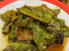 -闯关东东北农家菜(崂山石老人店)