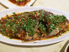 压锅大鲤鱼-李连贵熏肉大饼(丰台南路地铁站店)