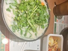 -肥汁米蘭香港米线(定西路店)