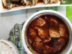 -老乡鸡(武汉中南梅苑小区地铁站店)