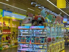 -王府井百货熙地港店