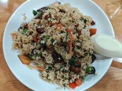 -沐毫傣泐云南菜孔雀宴•手抓饭傣味烧烤(曼听公园店)
