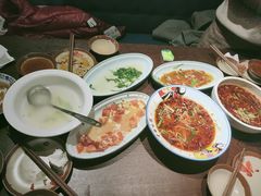 -维吾尔餐厅(宜山路店)