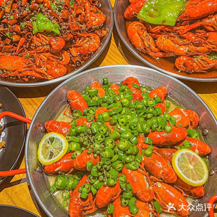 有任何人没吃过这家咸蛋黄龙虾🦞我都会伤心